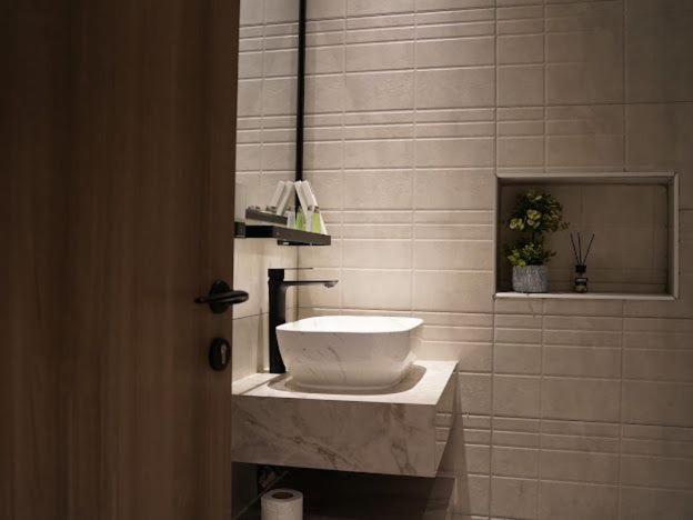 Apartamento Lavenue Resthouse Nizwa Habitación foto